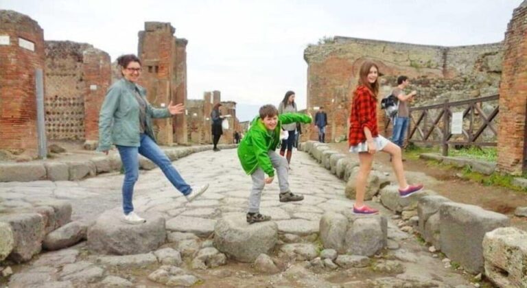 Pompeii: Happy Tour for Children