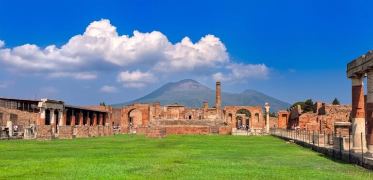 Pompeii, Herculaneum, and Vesuvius: Full-Day Tour