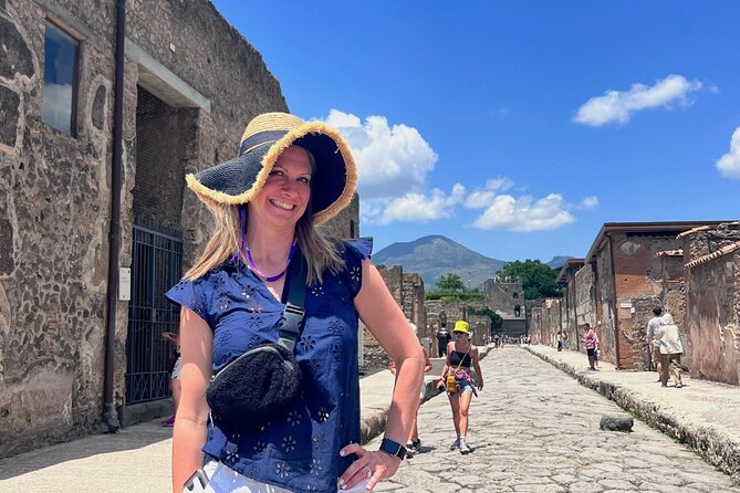 Pompeii & Herculaneum by Train from Rome with Pizza Lunch