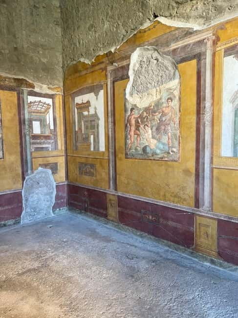 Pompeii Ruins: Guided Tour from Positano