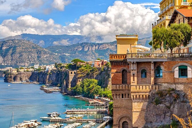Pompeii Sorrento and Positano Full-Day Private Tour