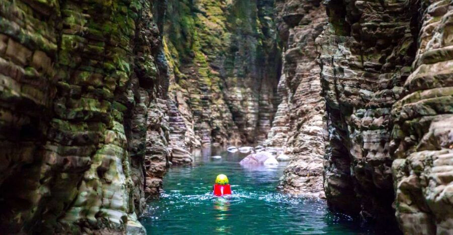 Pontremoli: Stretti di Giaredo Canyoning Tour - Good To Know