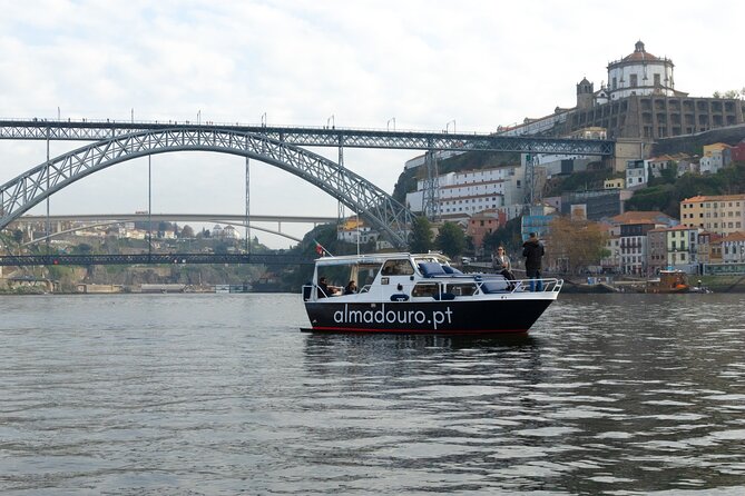 Porto: Boat trip on Douro river , six bridges /Sunset opcion