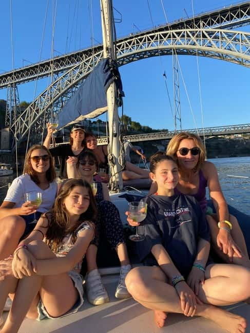 Porto: City Views or Sunset Tour with Drinks