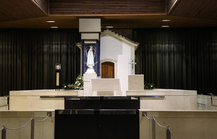 Porto: Complete Private Tour to the Sanctuary of Fatima - An In-Depth Look at the Sanctuary of Fátima Private Tour