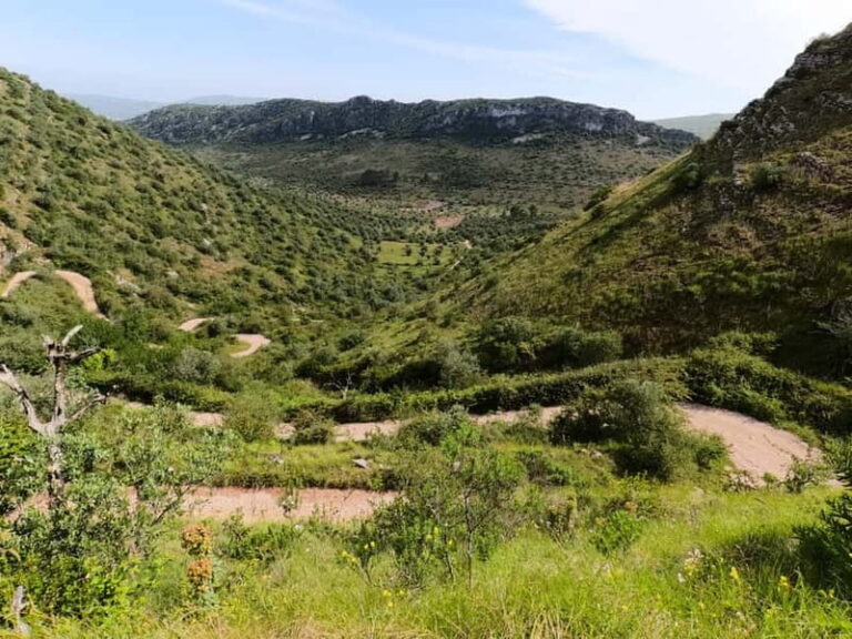 Porto de Mós: Fórnea Valley E-Bike Tour