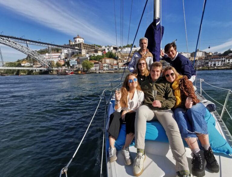 Porto: Private Douro River Charming Cruise w/wine tasting 8p