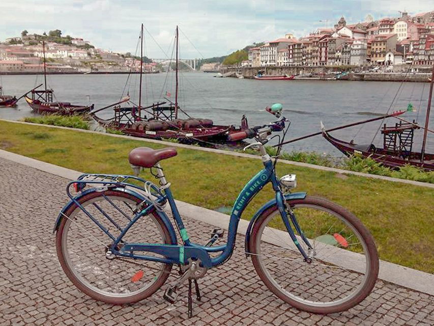 Porto: Self-Guided Bike and Boat Tour with Port Wine Tasting - Exploring Porto and Gaia by Bike