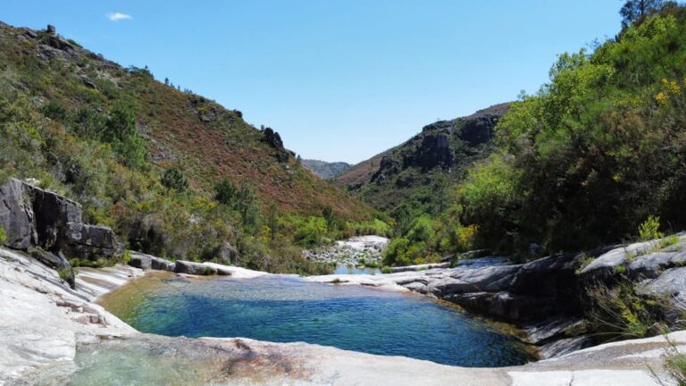 Porto: swimming, hiking, picnic in Gerês National Park