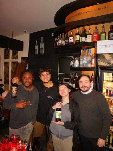 Prague: Craft Beer Tour 8 Czech Beers, Taproom & Beer Garden