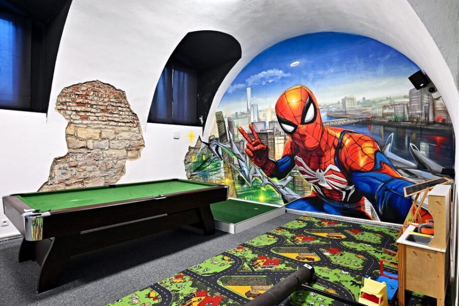 Prague: Mazemania Miniature Golf Experience - What You Can Expect from the Experience