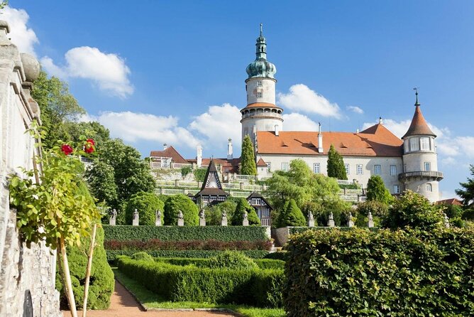 Prague Mini-Breweries Beer Tour with Czech Appetizers