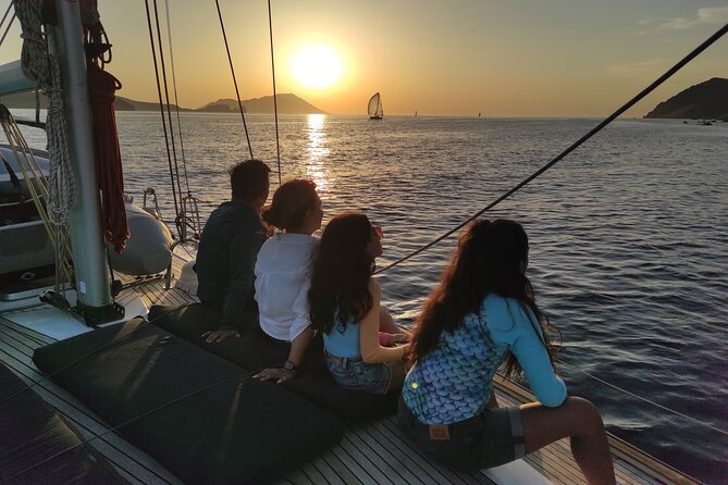 Private 2 Hours Sunset Cruise To Klima - What to Expect from Your Sunset Cruise Experience