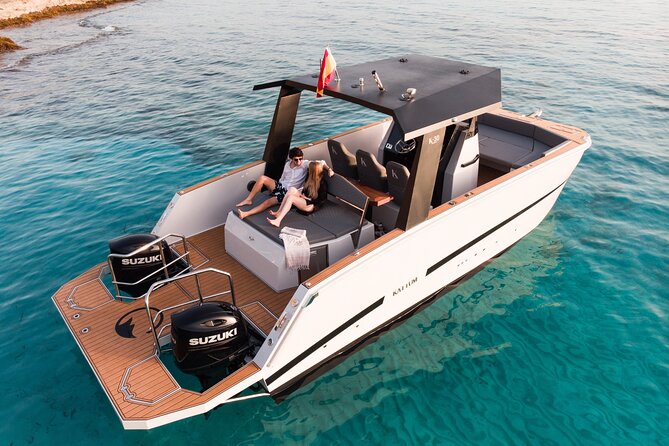 Private boat rental with skipper in Palma de Mallorca