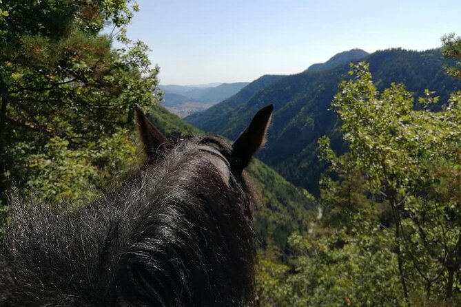 Private Cascades Waterfall Horseback Riding Tour from Smolyan