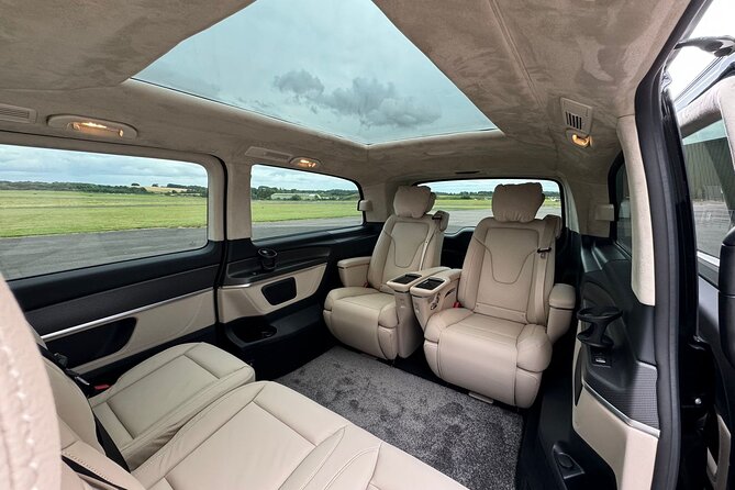 Private Chauffeured sightseeing Tour of London day or night