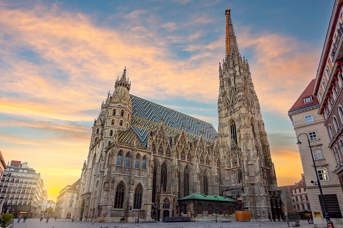Private day trip from Budapest to Bratislava, Vienna, and back