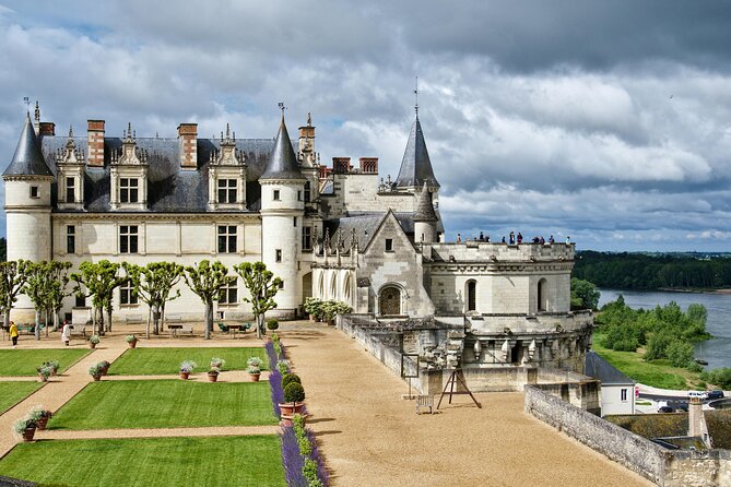 Private Full Day Loire Valley Tour (1-7pax)