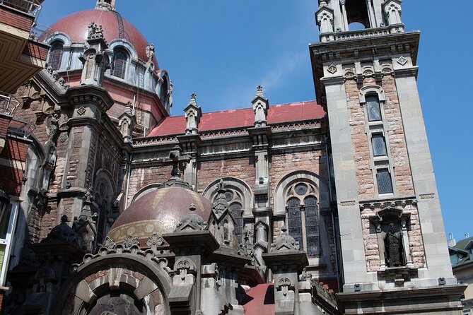 Private Guided Walking Tour of Oviedo Old Town
