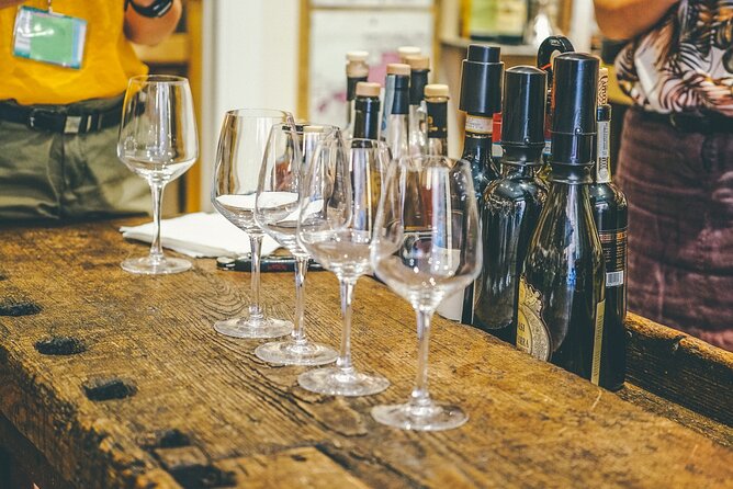 Private Langhe and Barolo Wine Tour from Milan