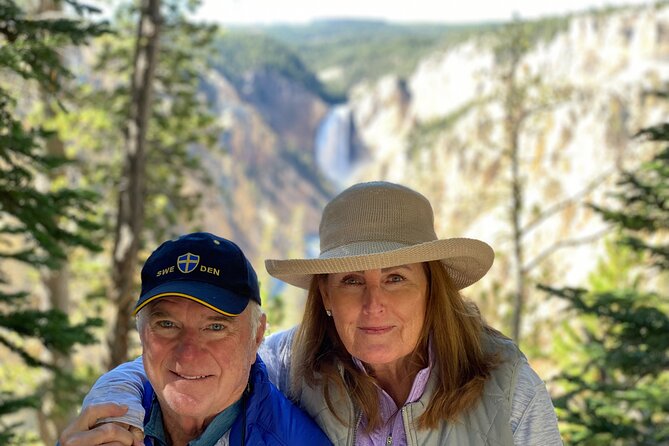 Private Lower Loop Tour of Yellowstone National Park