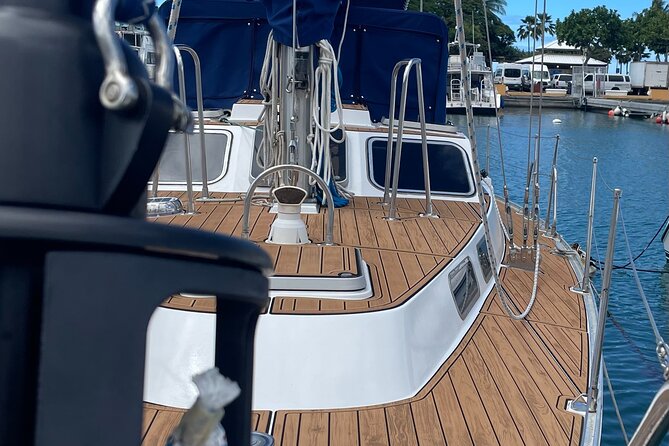 Private Luxury Sailboat Charters of Honolulu - An In-Depth Look at the Experience