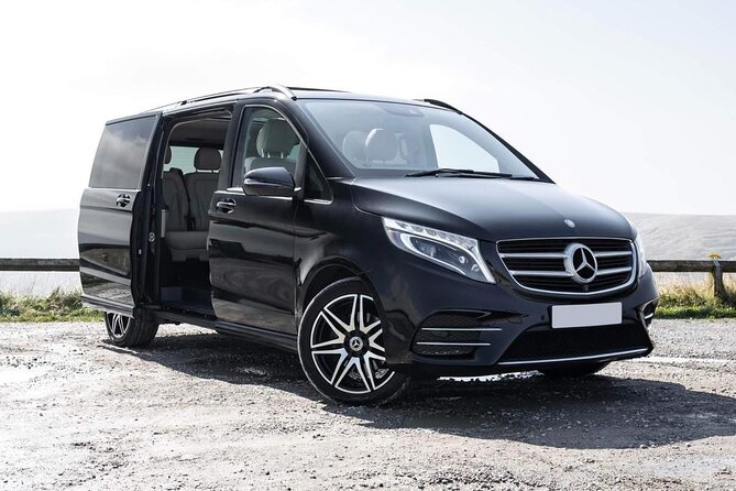 Private luxury transfer from Edinburgh Airport to Edinburgh - A Practical and Luxurious Way to Start Your Edinburgh Trip