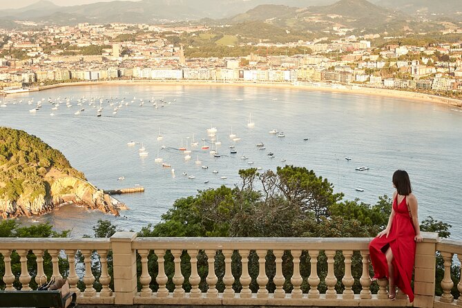 Private Photo Session with a Professional in San Sebastián