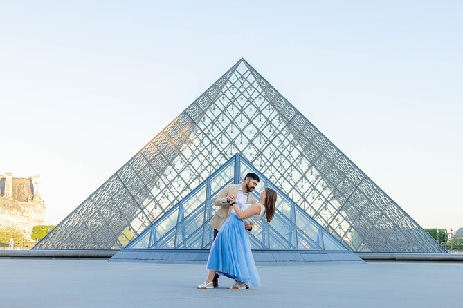 Private Photoshoot at the Louvre area in Paris