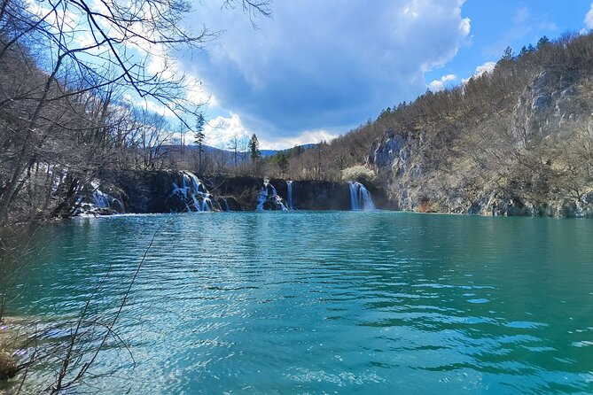 Private Roundtrip Transfer from Zadar to Plitvice National Park - Exploring Plitvice Lakes: What makes it special?
