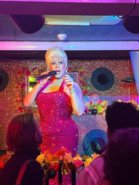 Private Secret Gay Bar Hopping Tour in Soho - Exploring Soho’s Nightlife: What to Expect
