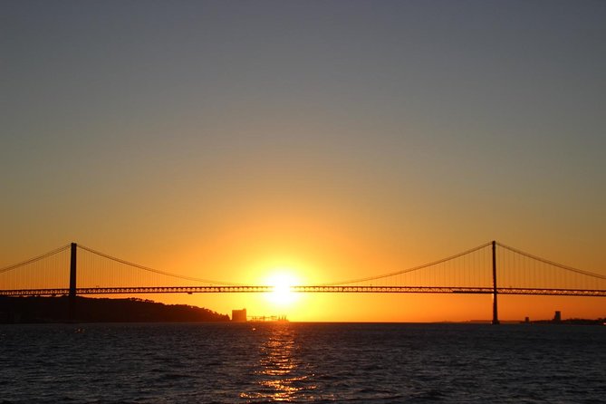 Private Sightseeing in Lisbon By Night