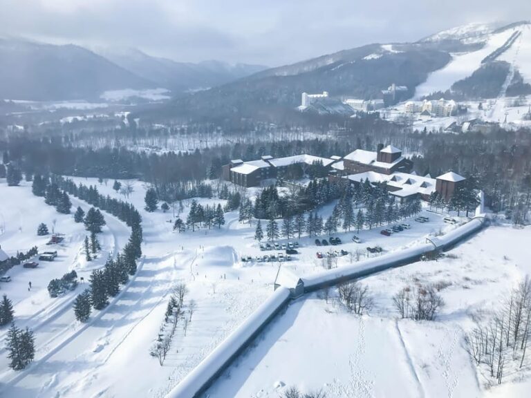 Private ski adventure with instructor in the Alps