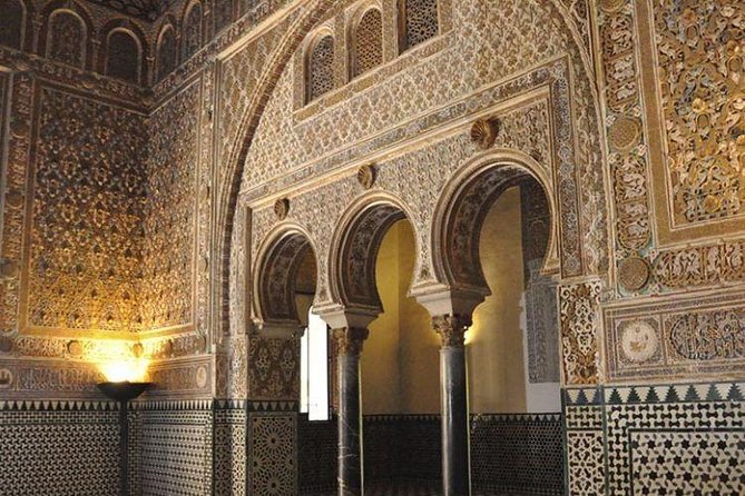 Private Tour Alcazar Ticket and Seville Cathedral - The Itinerary: A Closer Look