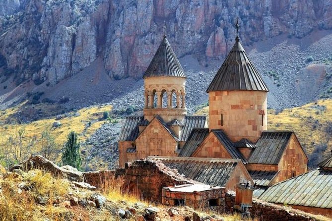 Private tour: Khor Virap, Areni winery, Noravank, Tatev (Ropeway)