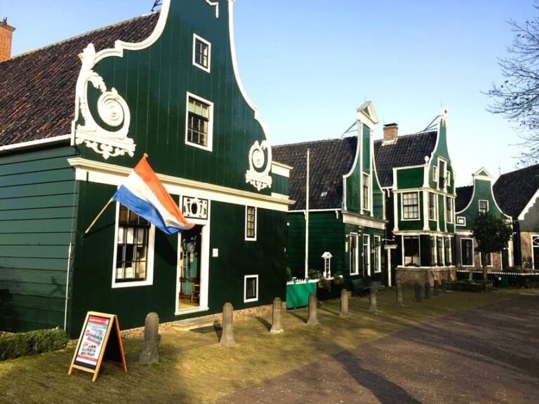 Private Tour of the Dutch Countryside by Car
