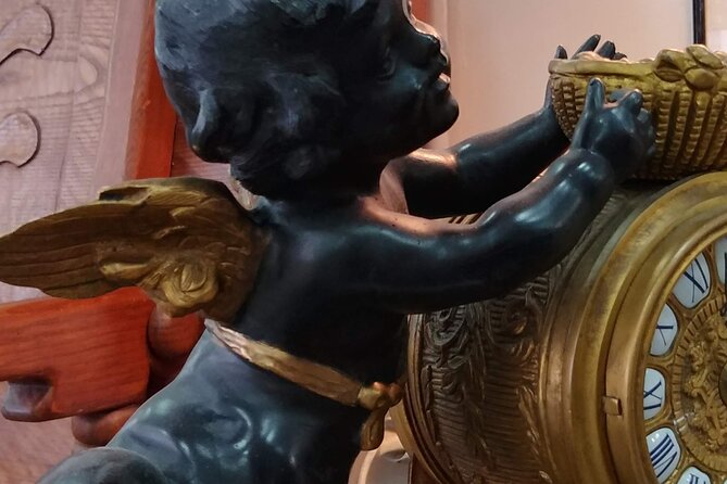 Private Tour to Rome’s Artisans and Flea Markets