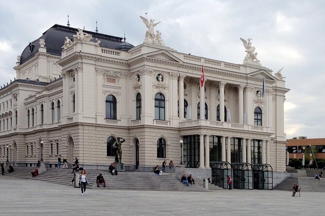 Private Transfer from Milan to Zurich with 2h Stop in Lucerne