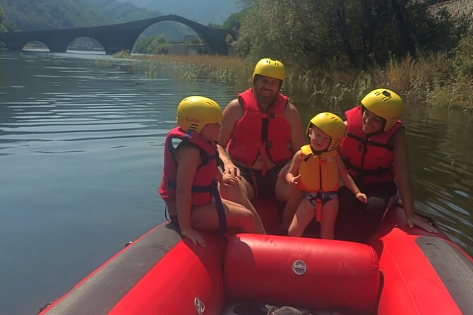 Rafting activity with family in Lucca - Exploring the Details of the Lucca Rafting Tour