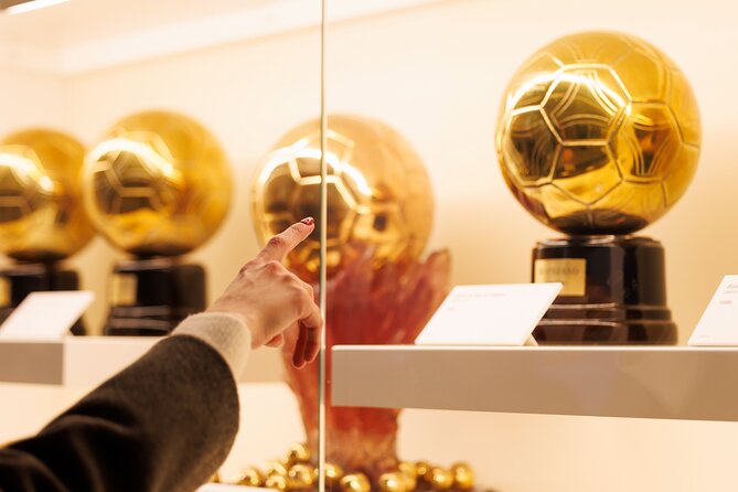 Real Madrid: Bernabeu Stadium Self-Guided Tour and Wine tasting