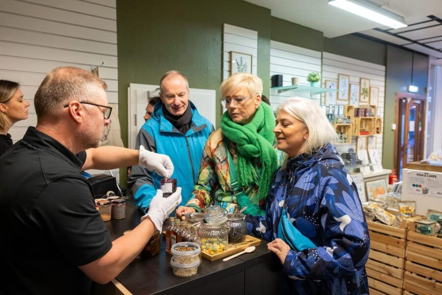 Reykjavik: Private Vegetarian Food Walking Tour - Exploring Reykjavik’s Vegetarian Scene