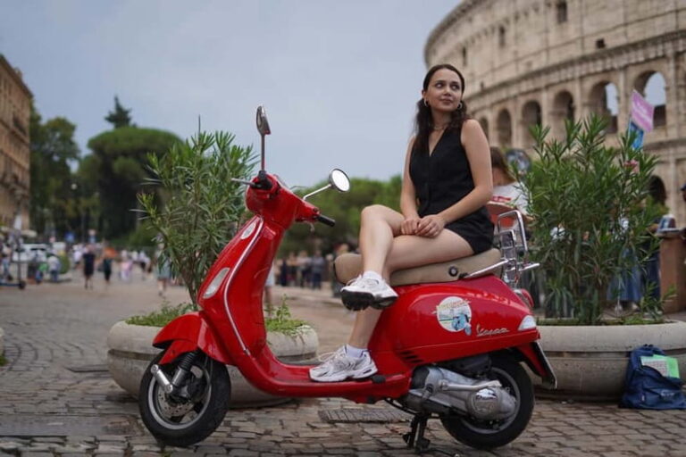 Roma City Vespa tour Big Group