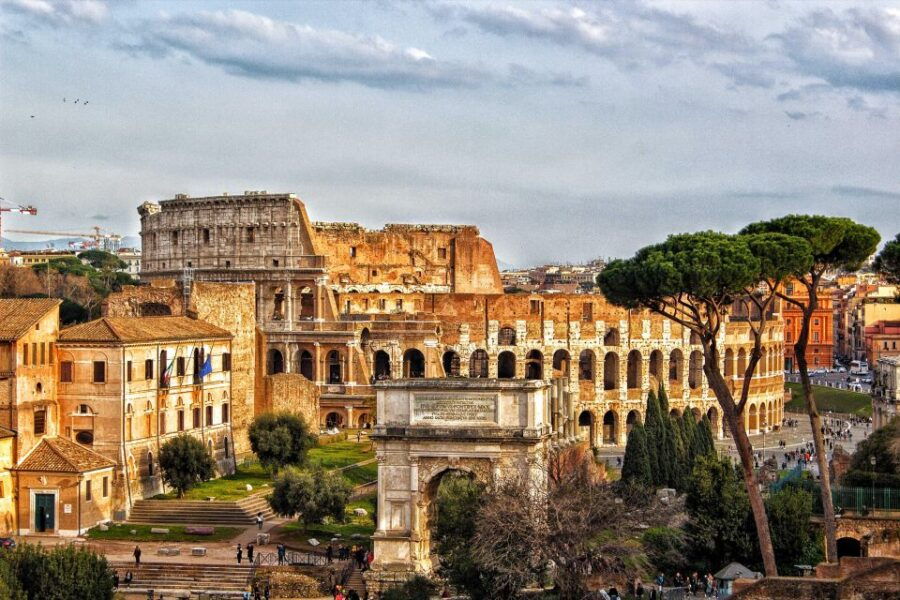 Roman Forum English guided tour and the Roman Domus of Celio - Introduction to the Tour