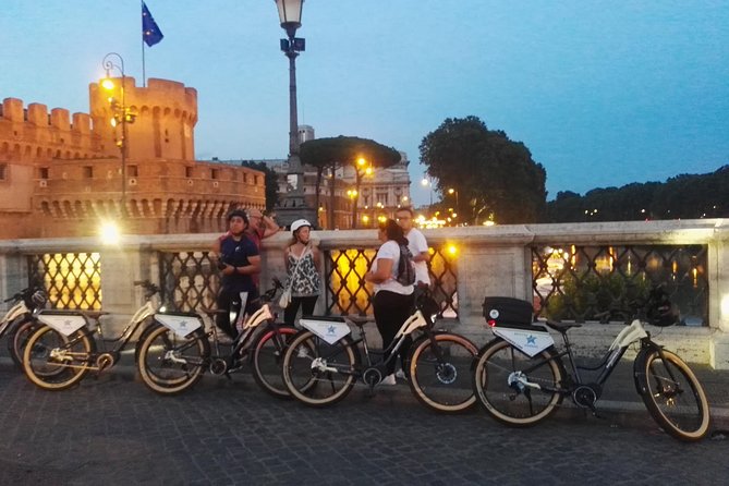 Rome by Night eBike Tour with Pizza Option