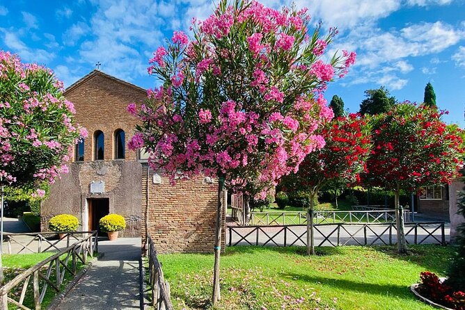 Rome: Catacombs Guided Tour with Private Transfer