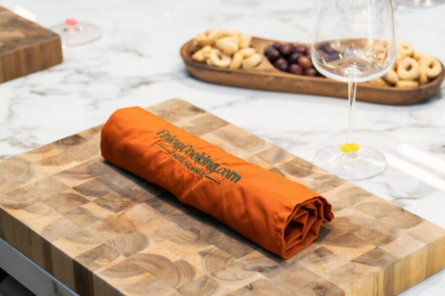 Rome: Cooking Class - Pizza & Gelato with Free Flowing Wine - Why This Tour Works Well