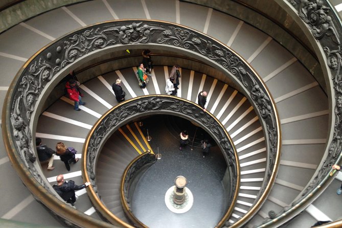 Rome in a day private Tour with Vatican Museums and taxi transfer