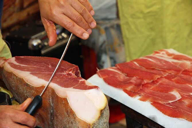 Rome: Lip Smacking 4 hours Foodie Tours in golf cart