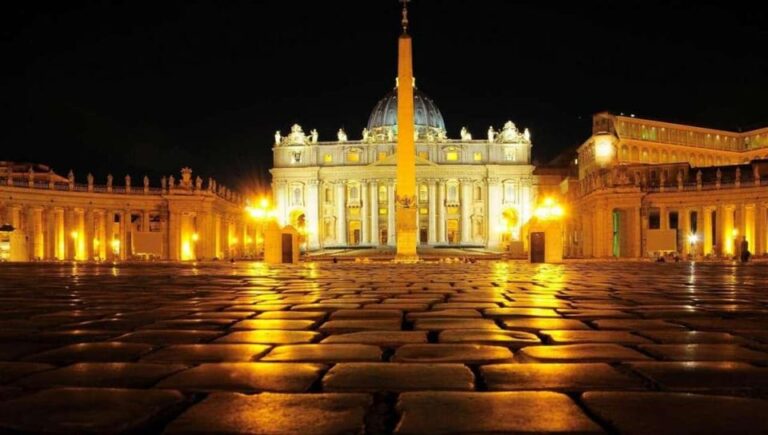 Rome: Private Golf Cart Twilight Tour Rome with Aperitivo