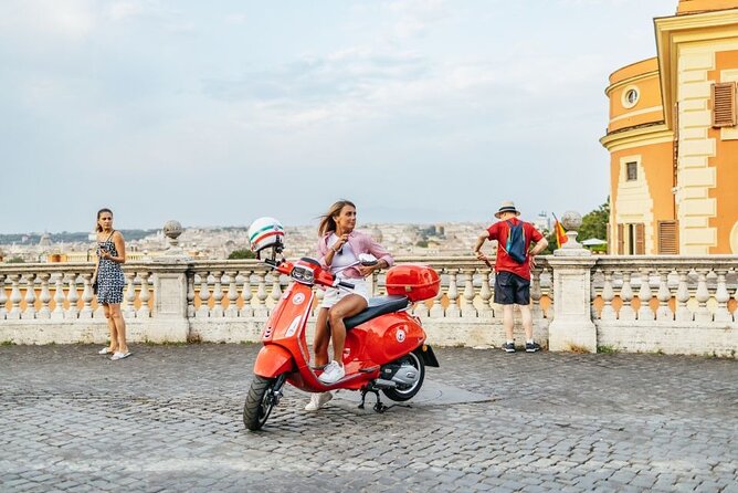 Rome Vespa 125cc Daily Rental